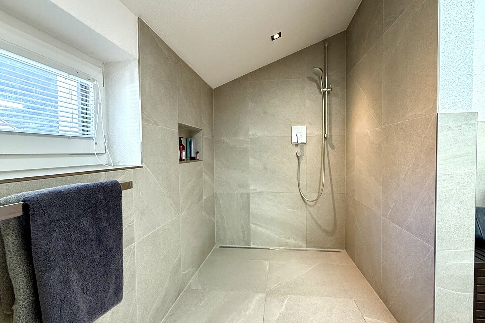 Badezimmer 2. OG