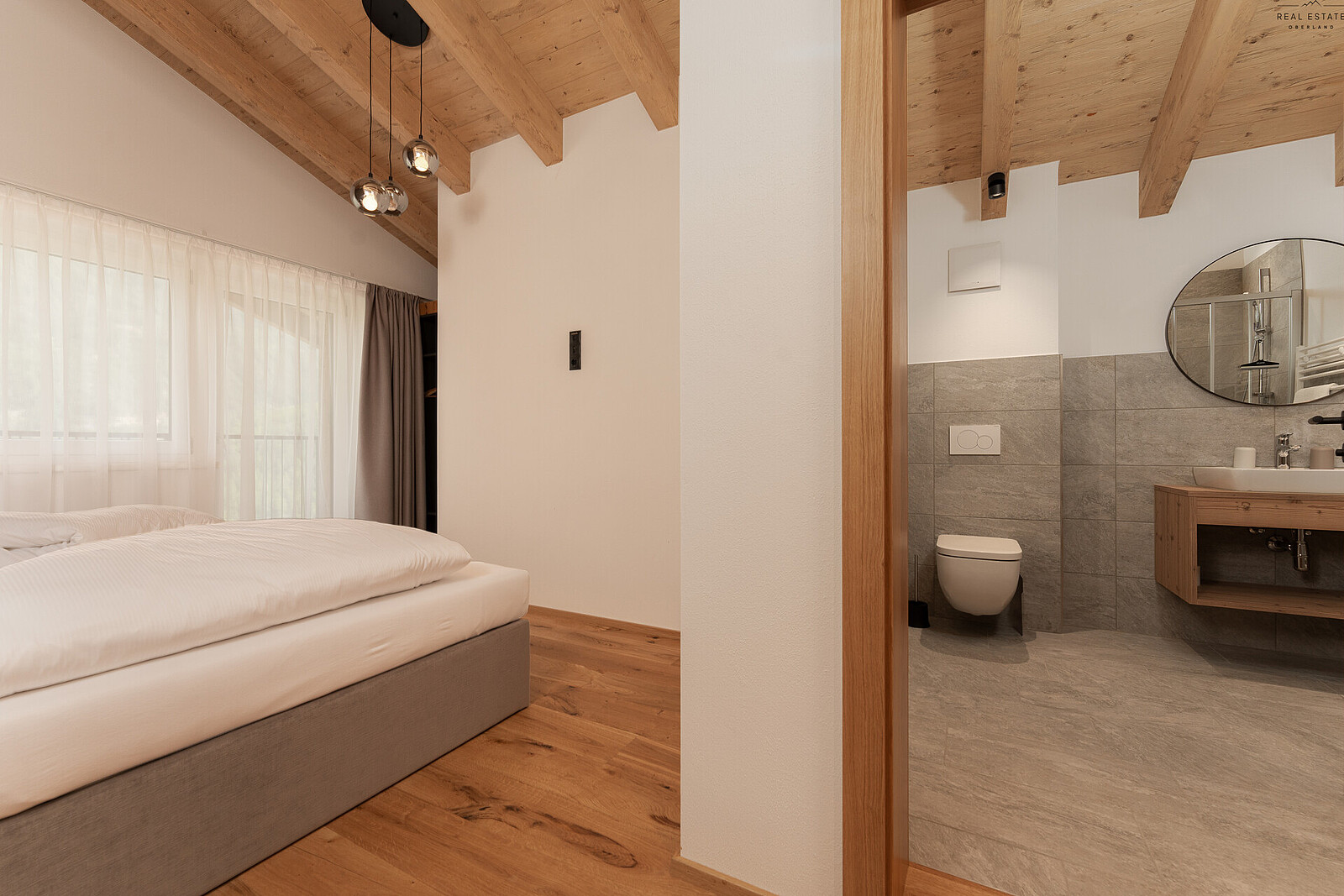 Schlafzimmer_Badezimmer DG