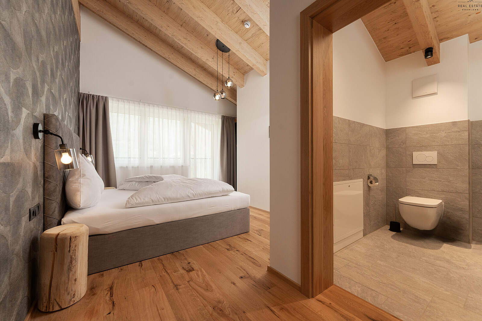 Schlafzimmer_Badezimmer DG