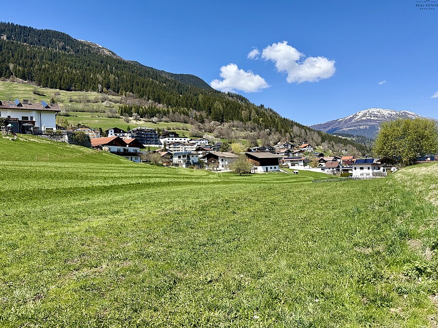 Grundstück