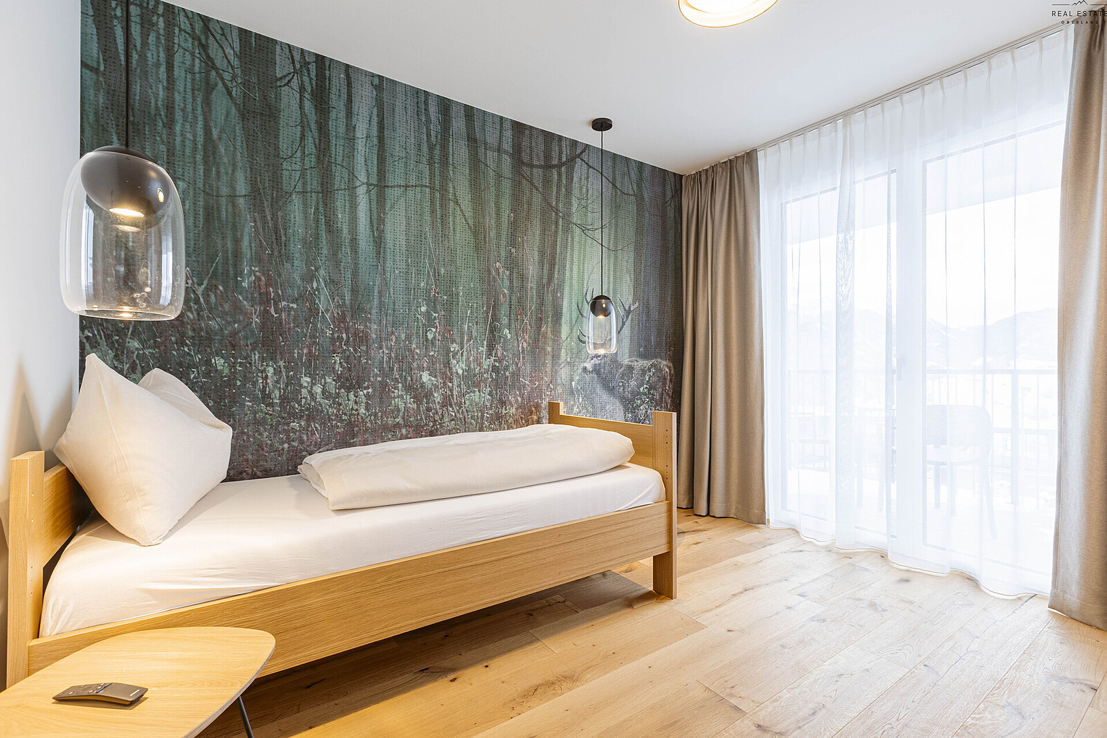 Schlafzimmer 1