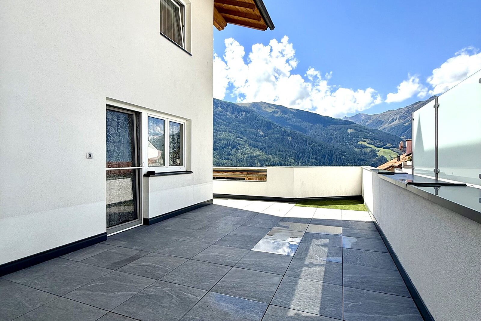 Terrasse EG